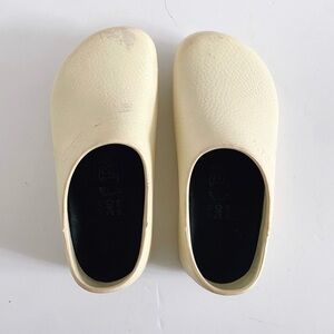 BIRKENSTOCK Birkis Cream Slip-On Clogs